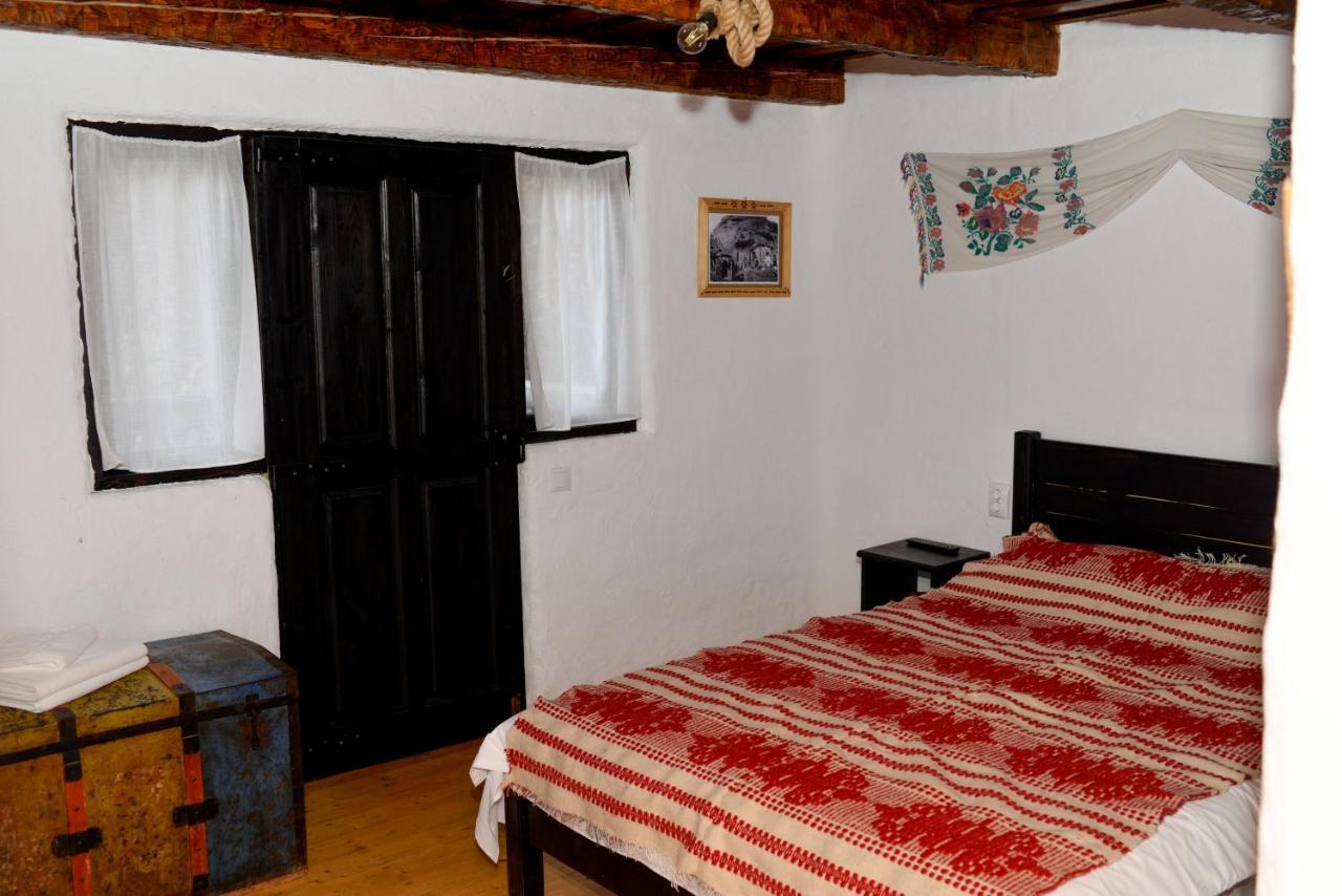 Satu Muscelean Hotel Albestii de Muscel Luaran gambar