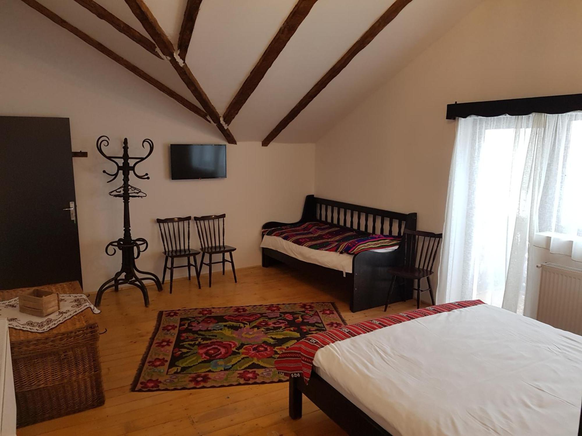 Satu Muscelean Hotel Albestii de Muscel Bilik gambar